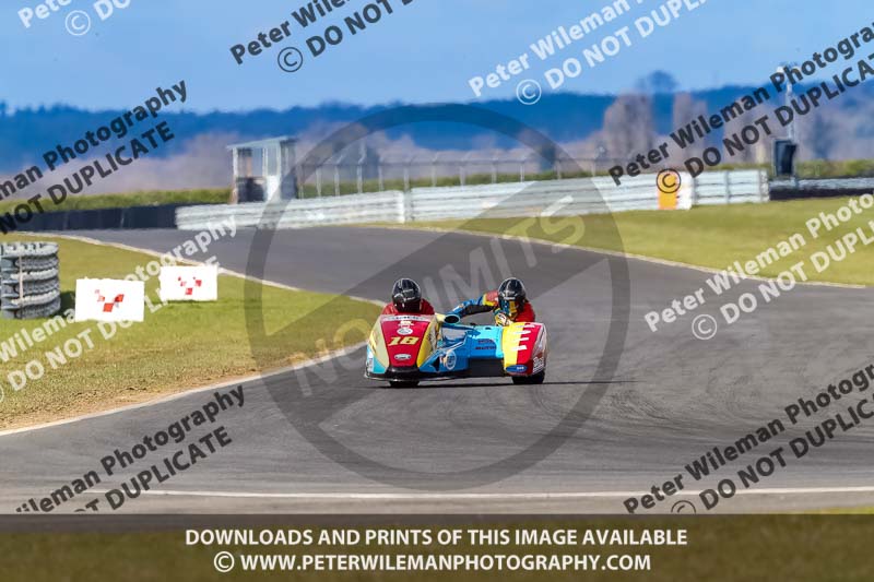 enduro digital images;event digital images;eventdigitalimages;no limits trackdays;peter wileman photography;racing digital images;snetterton;snetterton no limits trackday;snetterton photographs;snetterton trackday photographs;trackday digital images;trackday photos